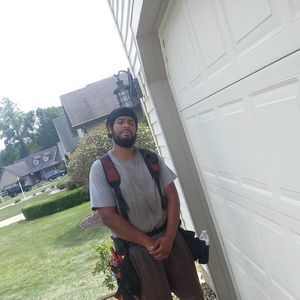 Meet your Posher, Derek